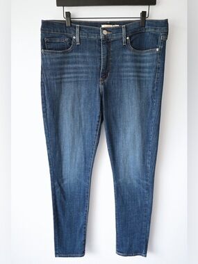 Levi's Jeans 311 Shaping Denim, Great Condition